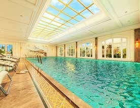 Dubai’s First Indoor-to-outdoor Sky Pool